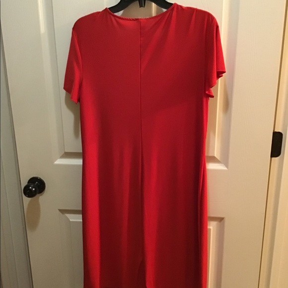 Red Dress - Picture 7 of 7